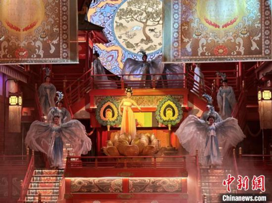 2023年12月31日晚间，“风华锦绣耀长安——长安十二时辰国风奇妙夜”在西安举行。 中新社记者 张一辰 摄