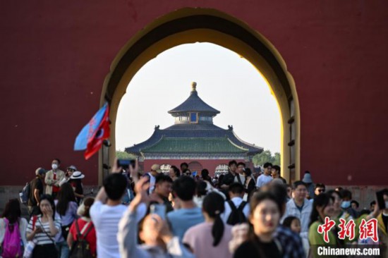 “五一”假期北京接待游客创历史同期新高