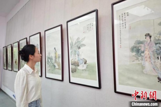 56幅《红楼梦》系列书画作品在冯其庸学术馆展出