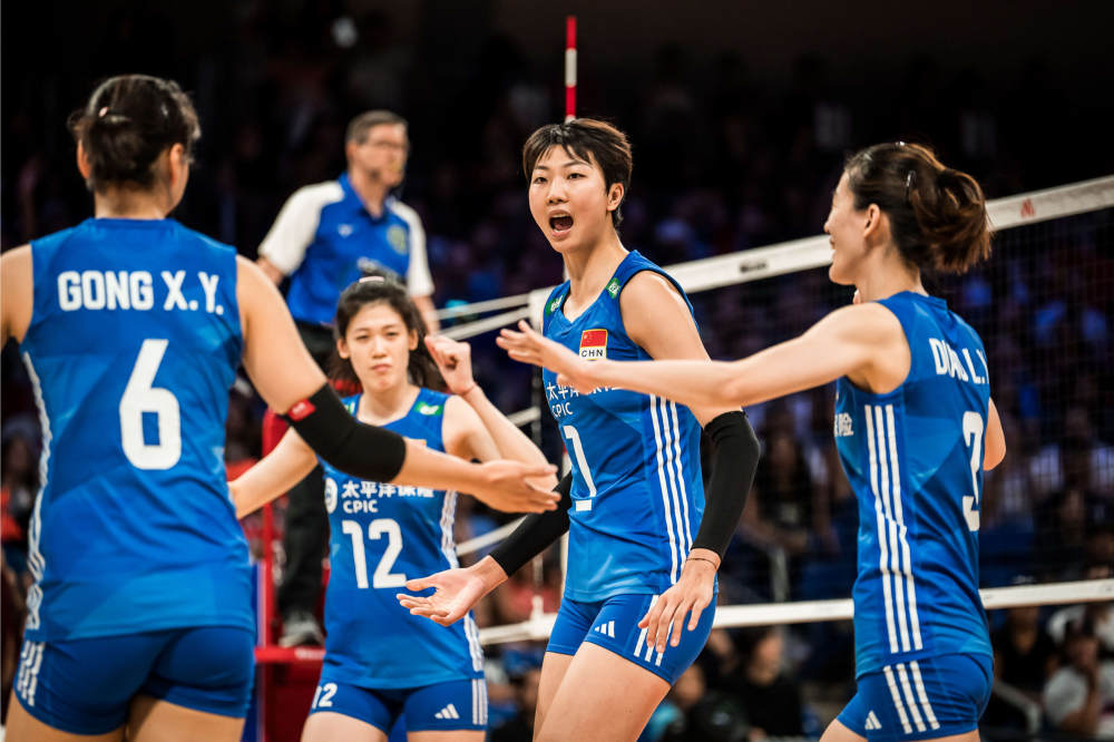 中国女排3：0战胜波兰队晋级世界女排联赛决赛