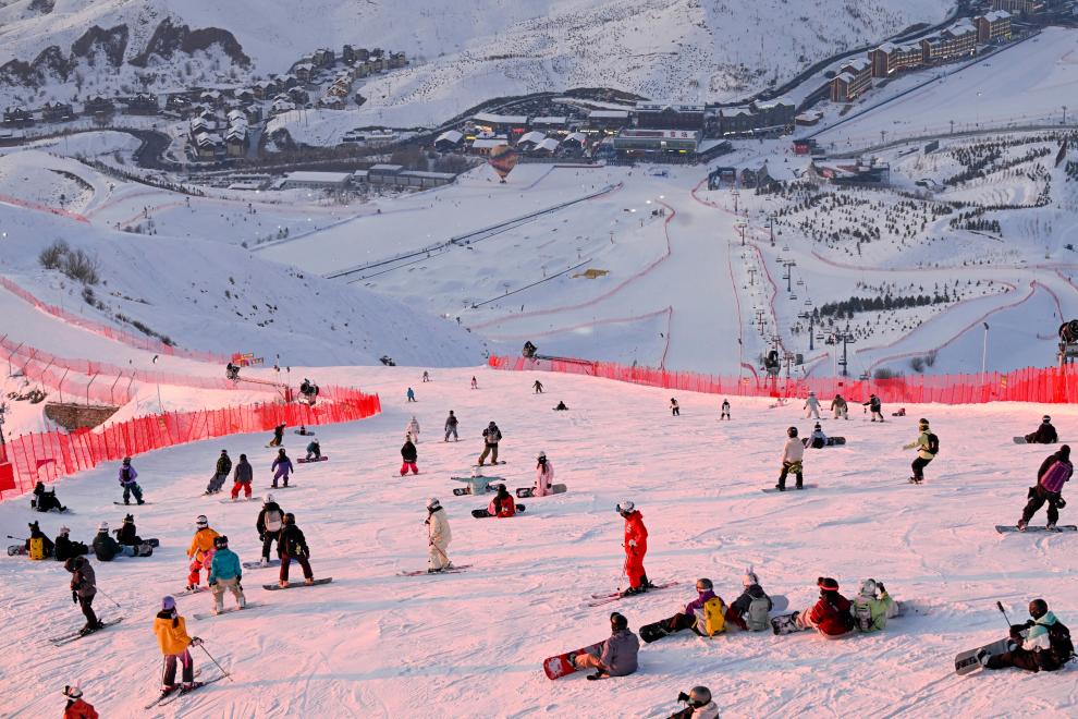 逐梦冰雪启新程——冬奥健儿为体育强国建设注入新活力(图6)